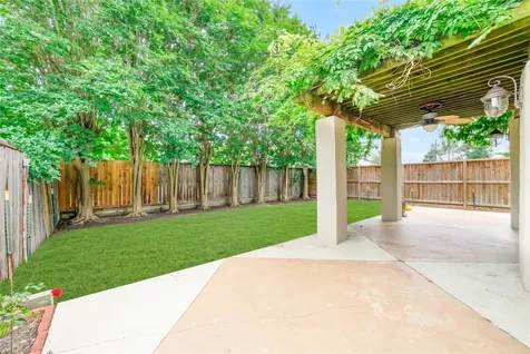 6035 N Arrowana Lane Houston TX 77036