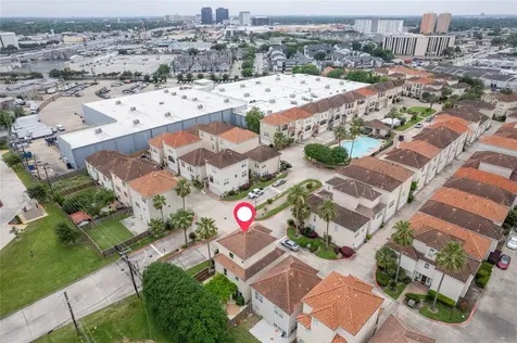 6035 N Arrowana Lane Houston TX 77036