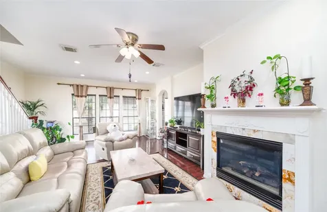 6035 N Arrowana Lane Houston TX 77036