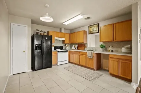5247 Panay Park Drive Houston TX 77048
