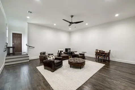 1615 Columbia Street Houston TX 77008