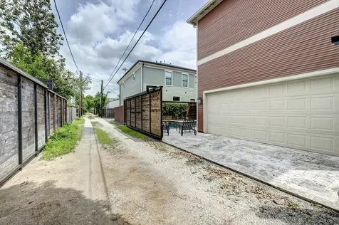 1615 Columbia Street Houston TX 77008