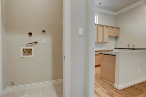 9133 Creekstone Lake Drive Houston TX 77054
