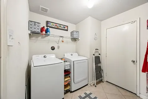 6614 Providence View Lane Houston TX 77049