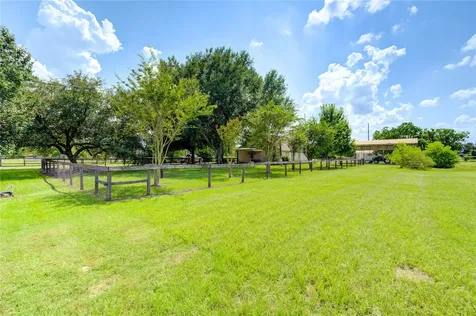 922 Agg Road Tomball TX 77375