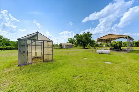 922 Agg Road Tomball TX 77375