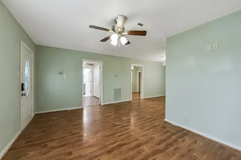 228 16th Avenue N Texas City TX 77590