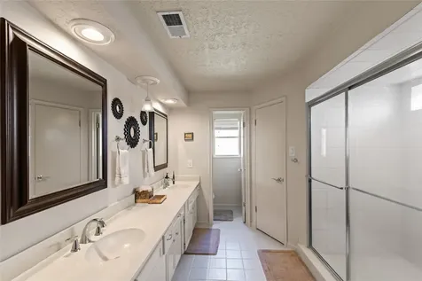11818 Laneview Drive Houston TX 77070