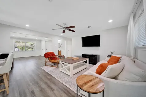 4402 Fallbrook Drive Houston TX 77018