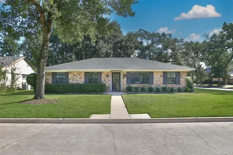4402 Fallbrook Drive Houston TX 77018