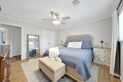 4402 Fallbrook Drive Houston TX 77018