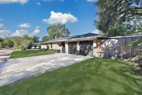 4402 Fallbrook Drive Houston TX 77018