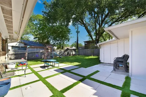 4402 Fallbrook Drive Houston TX 77018