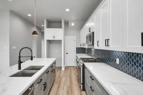 6817 Peerless Street Houston TX 77021