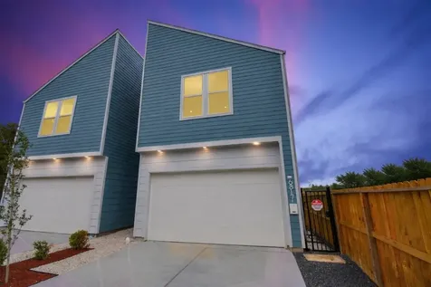 6817 Peerless Street Houston TX 77021
