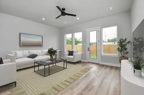 6817 Peerless Street Houston TX 77021