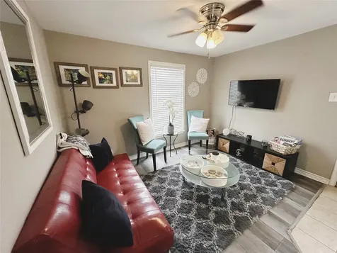 5605 Robertson Street Houston TX 77009