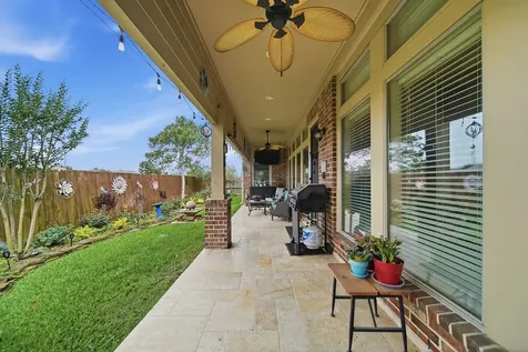 527 Jordan Creek Court League City TX 77573
