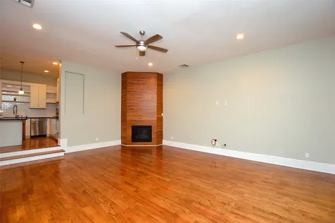 1538 W 23rd Street C Houston TX 77008