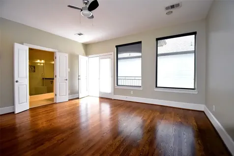1538 W 23rd Street C Houston TX 77008