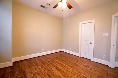 1538 W 23rd Street C Houston TX 77008