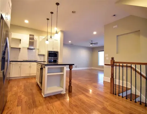 1538 W 23rd Street C Houston TX 77008