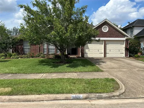 1203 Lake Shore Drive Pearland TX 77581