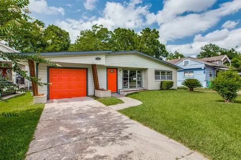 419 E 42nd Street Houston TX 77022