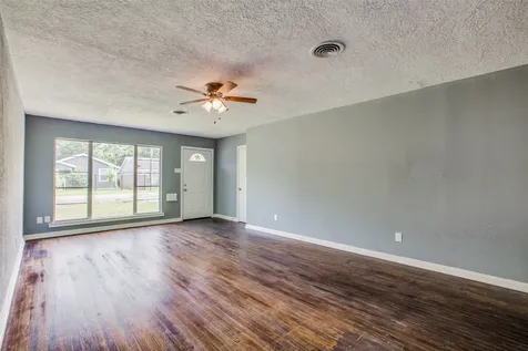 419 E 42nd Street Houston TX 77022