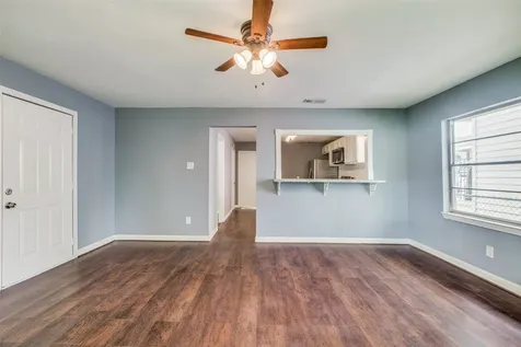 419 E 42nd Street Houston TX 77022