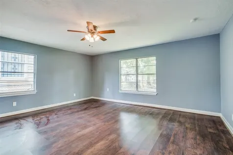 419 E 42nd Street Houston TX 77022