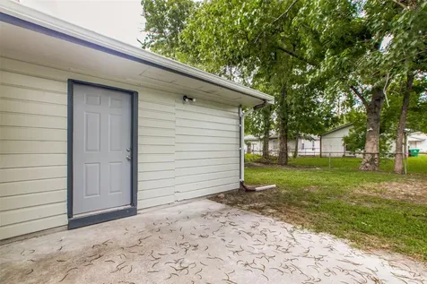 419 E 42nd Street Houston TX 77022