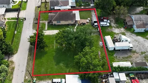 7926 Mendez Street Houston TX 77029