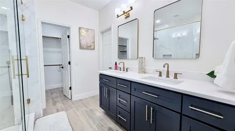 2708 Sunnycreek Lane Pearland TX 77584
