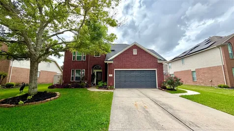 2708 Sunnycreek Lane Pearland TX 77584