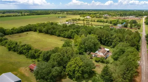 15586 County Road 436 Alvin TX 77511