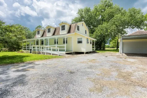 15586 County Road 436 Alvin TX 77511