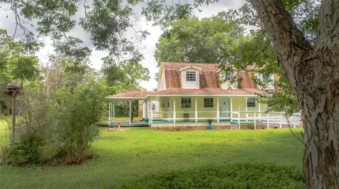 15586 County Road 436 Alvin TX 77511