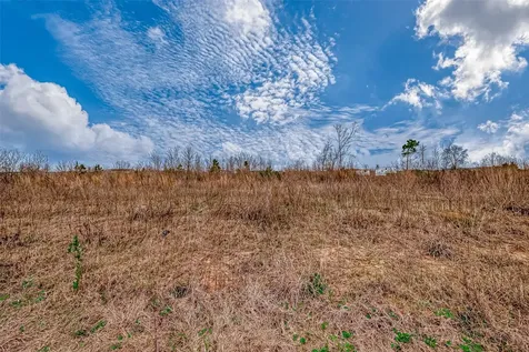 1609 Road 5705 Cleveland TX 77327