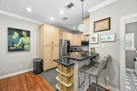 404 W Saulnier Street Houston TX 77019