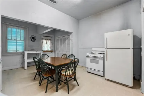 3322 Avenue Q 1/2 Galveston TX 77550