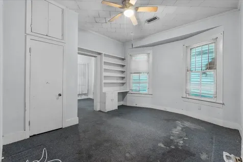 3322 Avenue Q 1/2 Galveston TX 77550