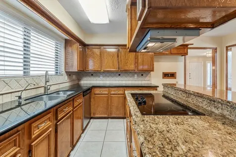 3218 Freshmeadows Drive Houston TX 77063