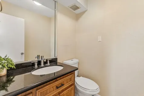 3218 Freshmeadows Drive Houston TX 77063