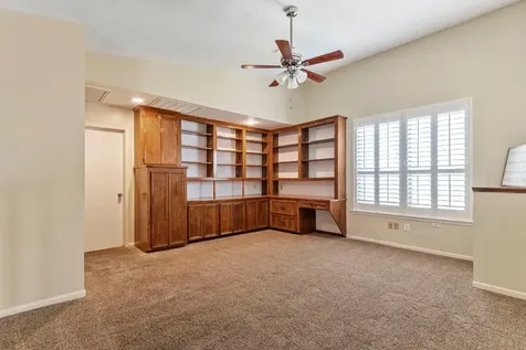 3218 Freshmeadows Drive Houston TX 77063