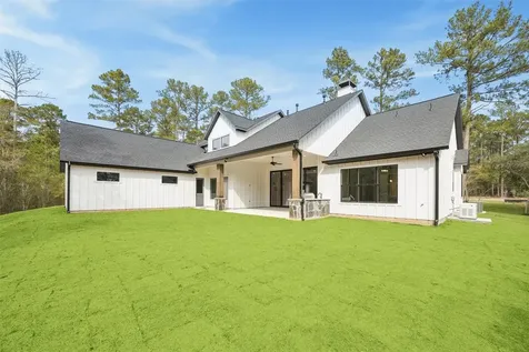 9516 Cedar Bend Plantersville TX 77363