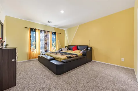 1119 Dewberry Downs Lane Houston TX 77090