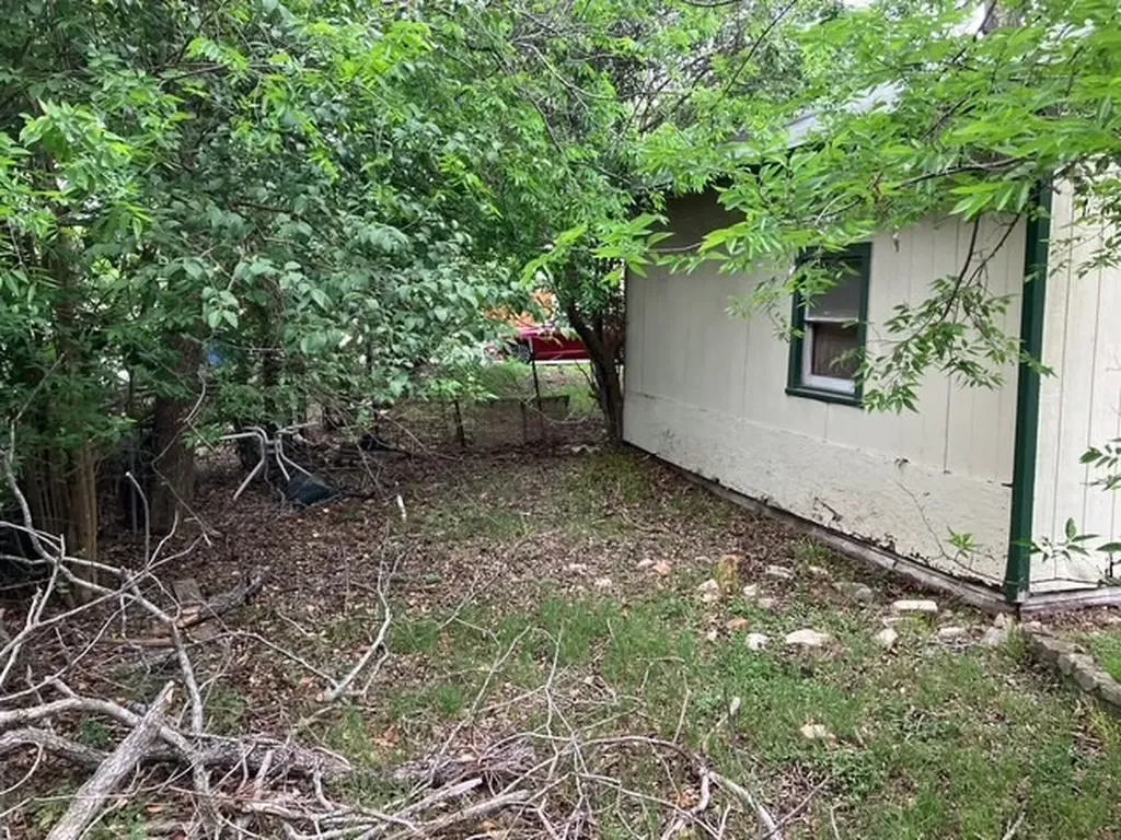 220 S Live Oak Avenue New Braunfels TX 78130