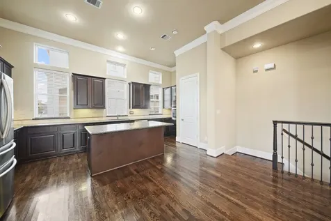 1250 W 23rd Street Houston TX 77008