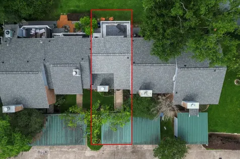 775 Worthshire Street Houston TX 77008